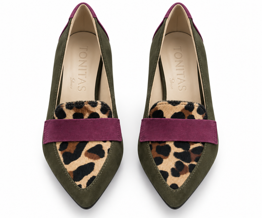 Zapatos Salón Mocasín Ante Kaki y Pelo Leopardo - TOÑITAS