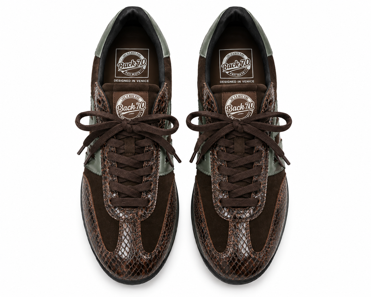 Zapatillas Jogger Ante Marrón y Serpiente - BACK 70