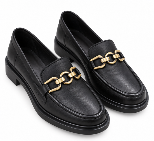 Mocasines de Piel Negros con Eslabón Dorado - TOÑITAS